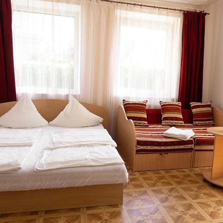 Vila Janina Hotel Palanga Ngoại thất bức ảnh